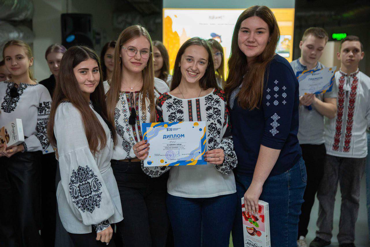 Студенти факультету фінансів та обліку - переможці інтелектуально-розважальної гри «Мова має значення»