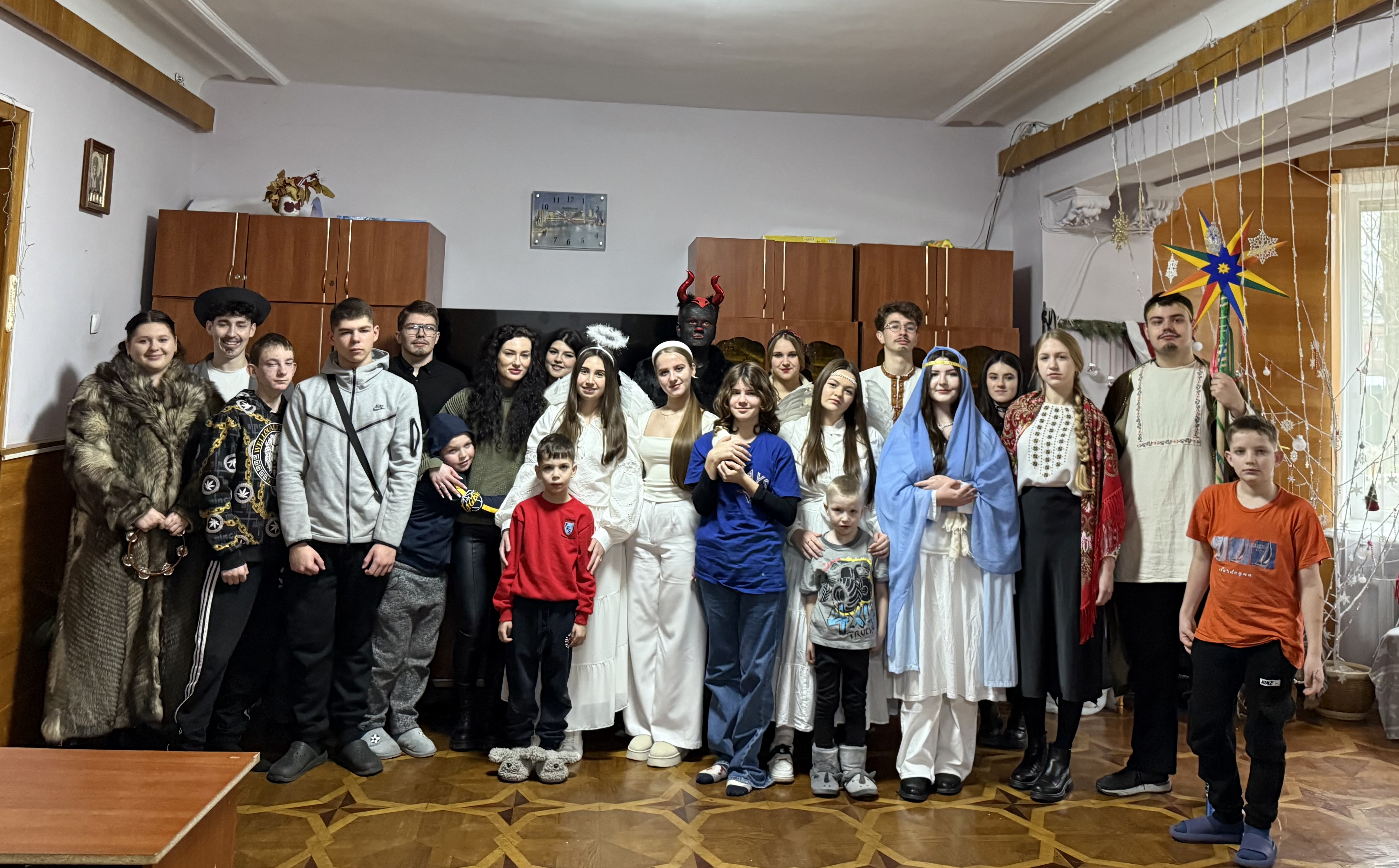 Різдвяний вертеп студентів факультету фінансів та обліку для вихованців соціального закладу