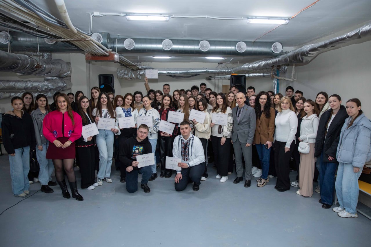 «Шевченкове слово крізь покоління»: літературно-мистецький вечір на факультеті фінансів та обліку