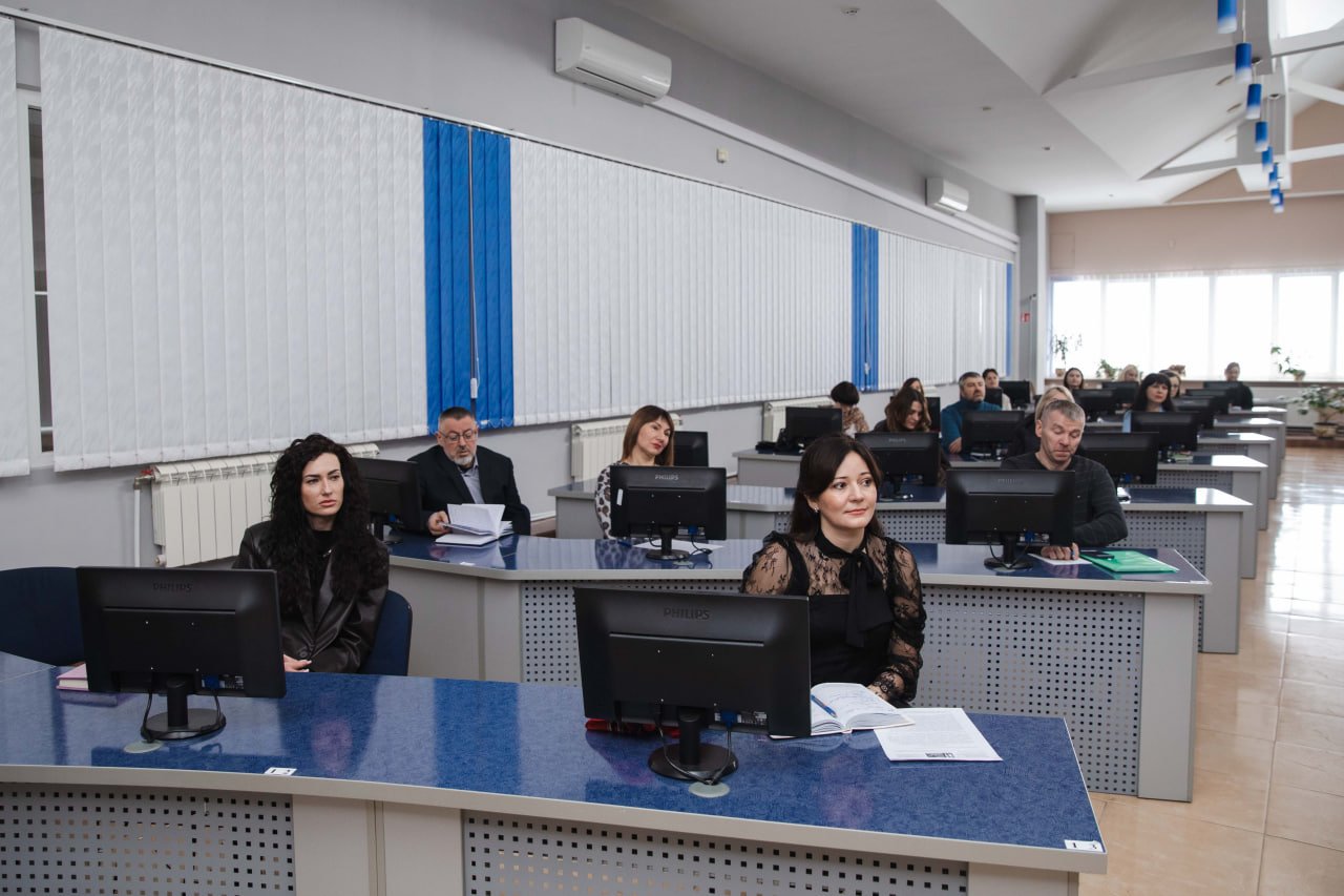 Викладачі факультету фінансів та обліку взяли участь у науково-методичному семінарі на тему «Забезпечення академічної доброчесності в освітній та науковій діяльності закладу вищої освіти»