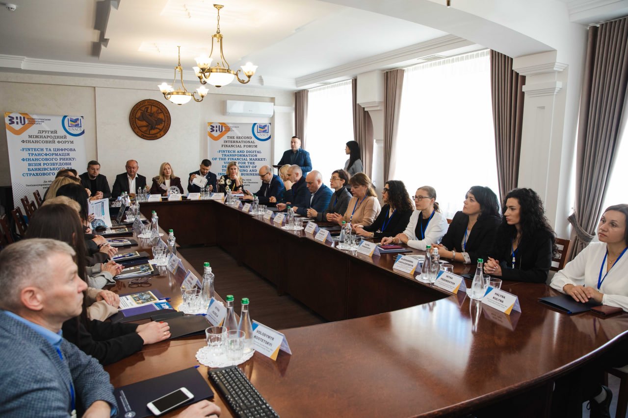 У ЗУНУ розпочав роботу ІІ Міжнародний фінансовий форум «Fintech та цифрова трансформація фінансового ринку: візія розбудови банківського та страхового бізнесу»
